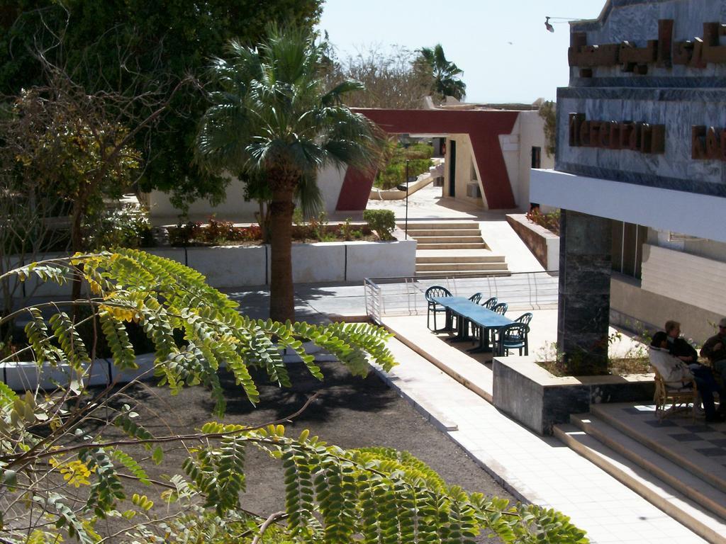 Nefertari Hotel Abu Simble Abu Simbel Exterior photo